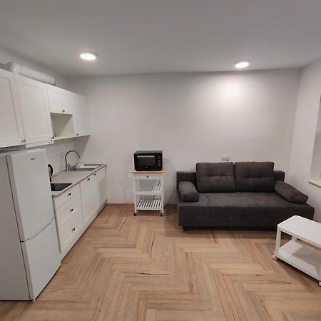 Turkusowa Appartement Mosty Buitenkant foto